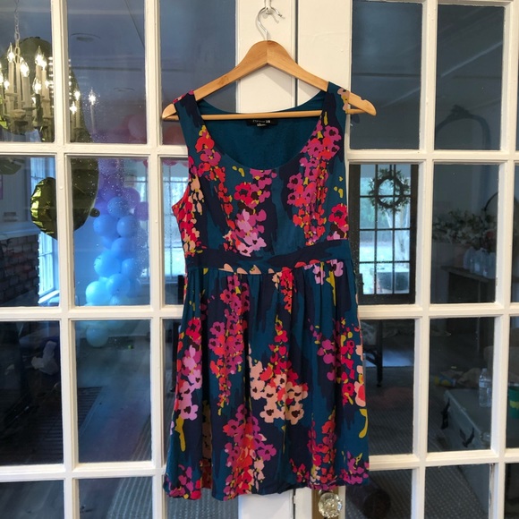 Forever 21 Floral Dress - Picture 1 of 4